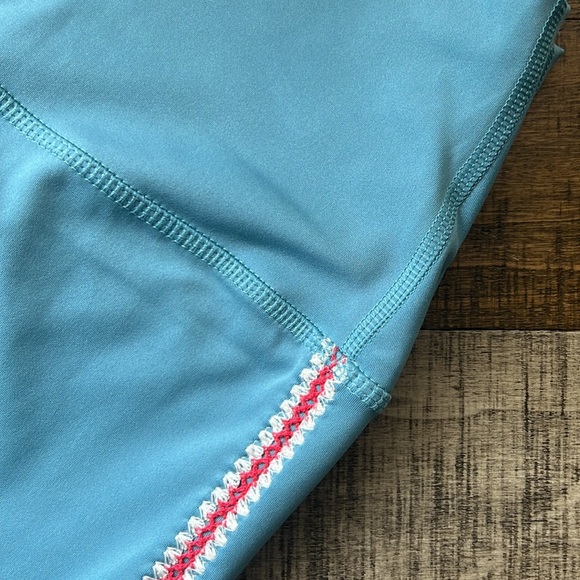 Nike Dri-Fit tank and leggings SET with embroidery stitching - Picture 3 of 7